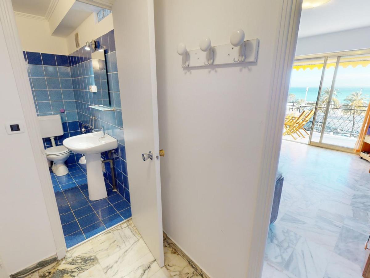 Studio Climatise Avec Terrasse Face Mer A Menton - Fr-1-196-208 Exterior photo