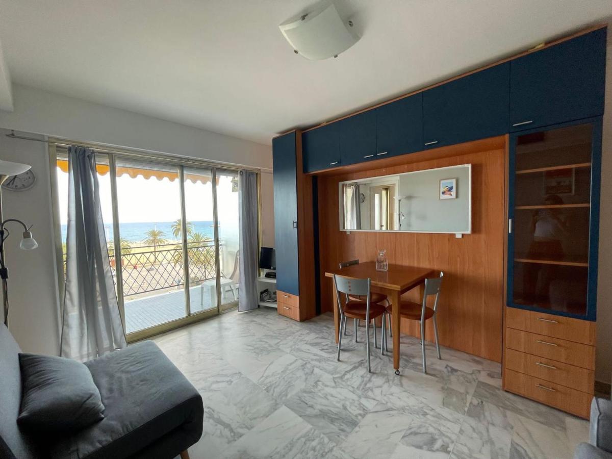 Studio Climatise Avec Terrasse Face Mer A Menton - Fr-1-196-208 Exterior photo