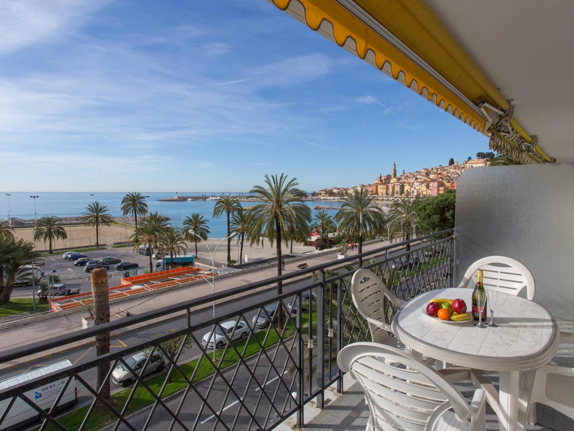 Studio Climatise Avec Terrasse Face Mer A Menton - Fr-1-196-208 Exterior photo